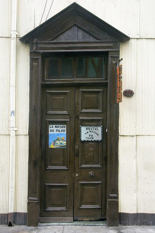 20071221 102420 D2X 2800x4200.jpg - Door, Valparaiso, Chile